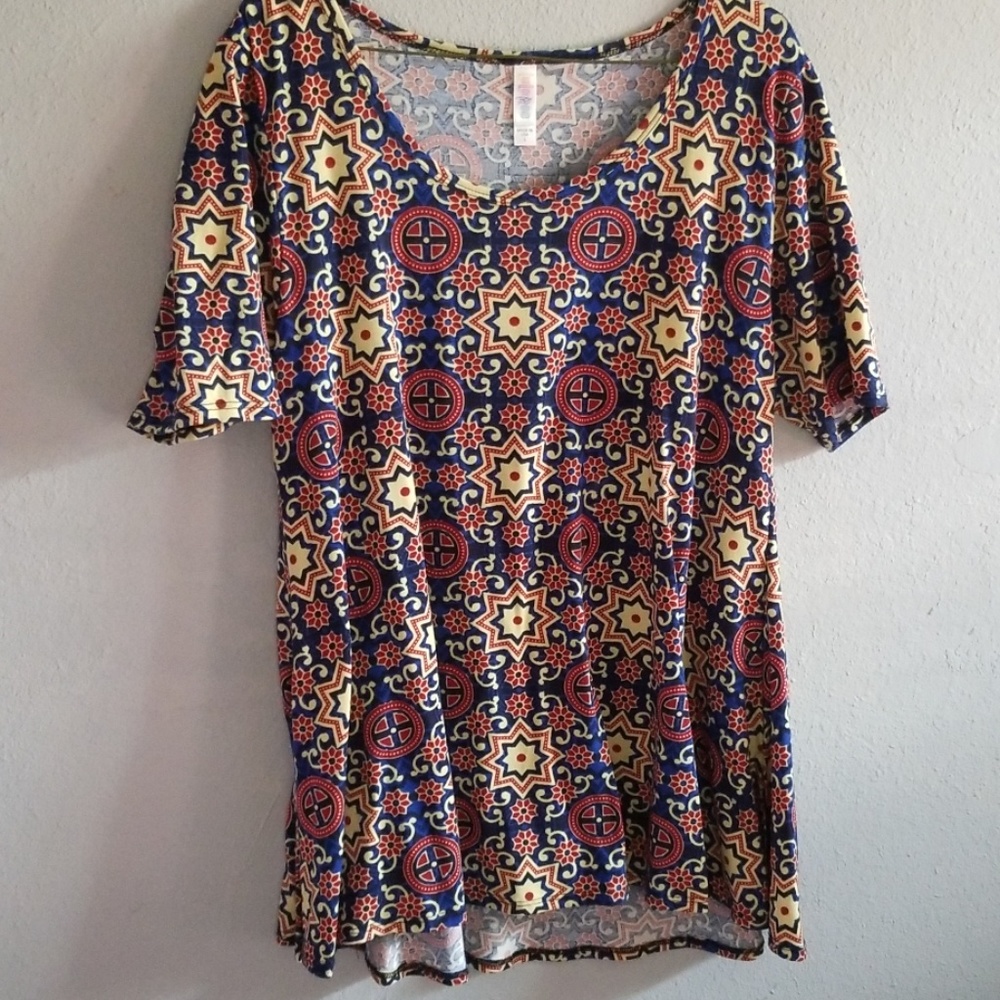Lularoe perfect T